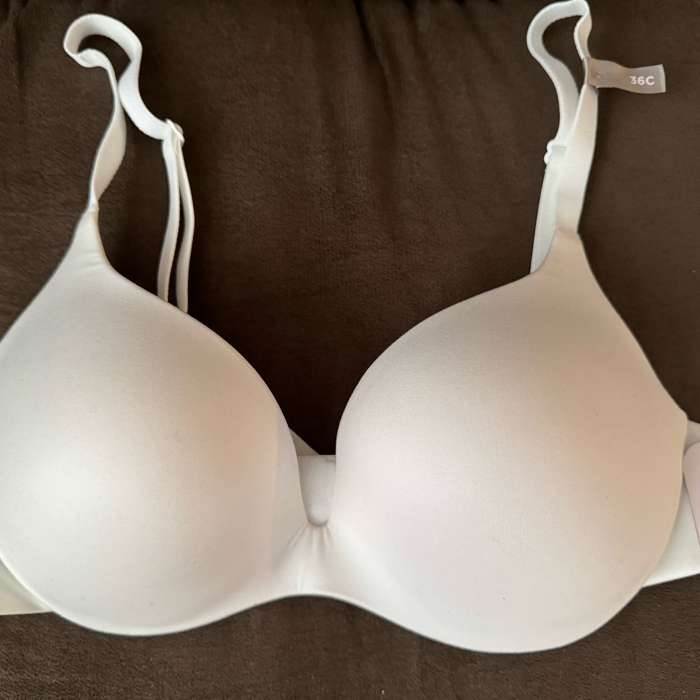 Ambrielle White Women's Bra